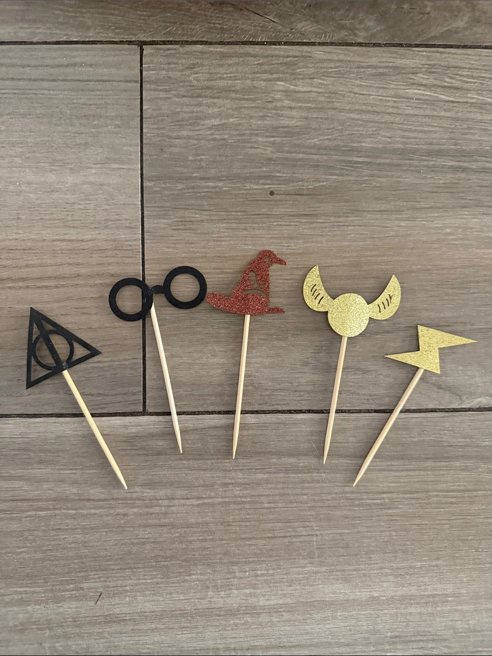 Harry Potter Themed Birthday Supplies - cake topper and cupcake toppers